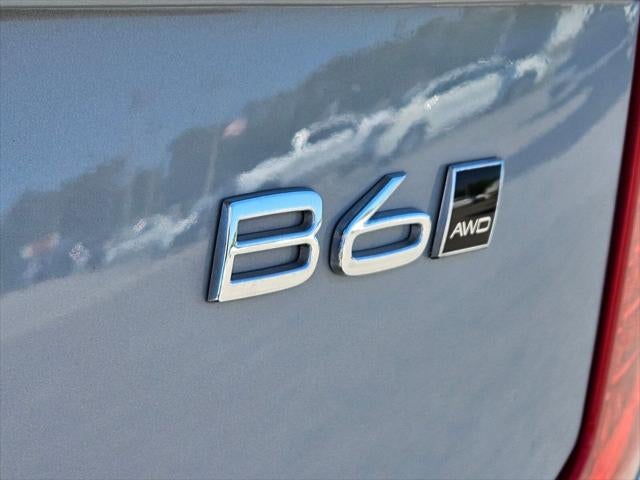 2024 Volvo XC90 B6 Plus Bright Theme
