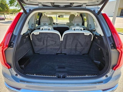 2024 Volvo XC90 B6 Plus Bright Theme
