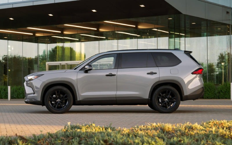 2026toyotagrandhighlander-exterior-03